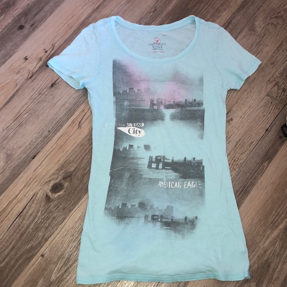 American eagle t shirt